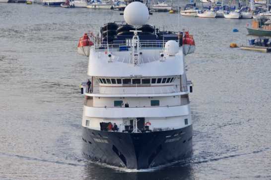 08 July 2021 - 20-54-51

-------------------
Cruise ship Hebridean Sky departs Dartmouth